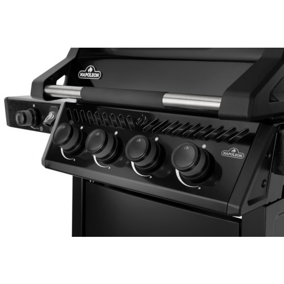 Napoleon Freestyle 425 z palnikiem do steków